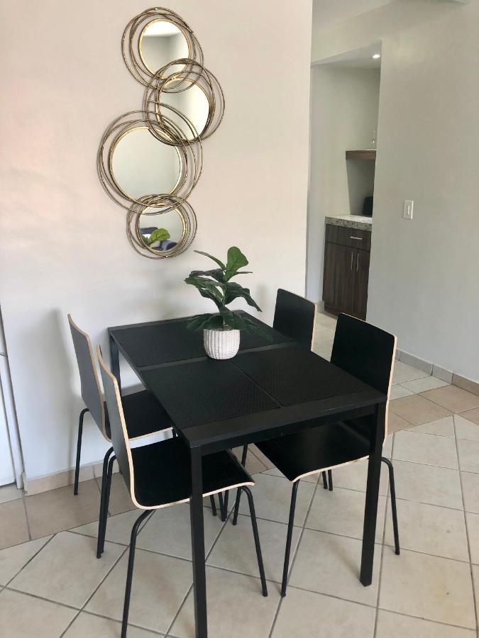 Departamento Zona Dorada H2 Apartment Mexicali Bagian luar foto